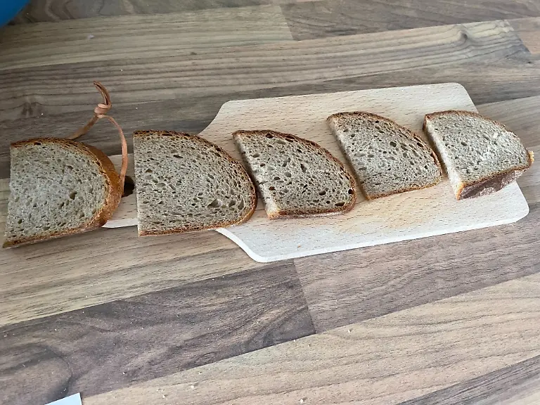 Test Brotkästen Tag 5 Geruch und Geschmack Bienenwachs und Wesco am besten